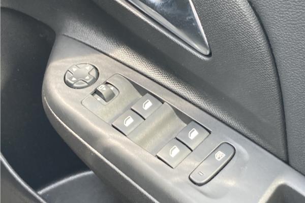 2020 VAUXHALL CORSA - Cloth, photo 26