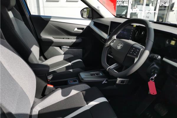 2025 Vauxhall Frontera 1.2 Hybrid [136] GS 5dr e-DCT6 - Ergo Feture Gry, photo 11