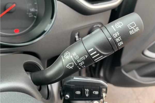 2021 Vauxhall Crossland 1.2 Turbo Elite Nav SUV 5dr Petrol Auto Euro 6 (s/s) (130 ps) - Cloth/Leather, photo 28