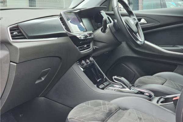2022 Vauxhall Grandland 1.2 Turbo Ultimate SUV 5dr Petrol Auto Euro 6 (s/s) (130 ps) - Leather, photo 15