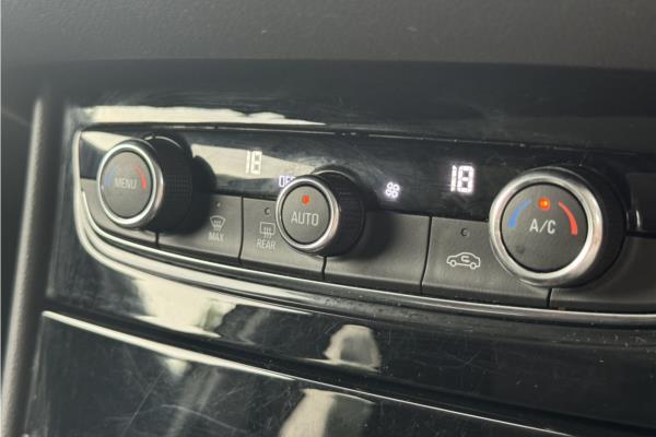 2020 Vauxhall Grandland X 1.2 Turbo SRi Nav SUV 5dr Petrol Auto Euro 6 (s/s) (130 ps) - Cloth, photo 16