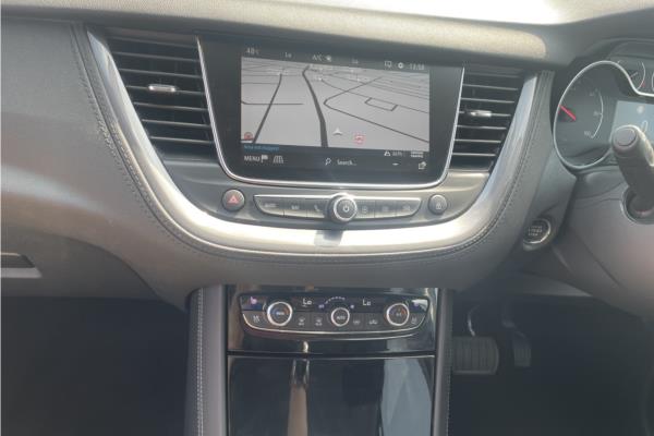2020 Vauxhall Grandland X 1.6 13.2kWh Ultimate Nav SUV 5dr Petrol Plug-in Hybrid Auto 4WD Euro 6 (s/s) Hybrid4 (300 ps) - Berson Black, photo 41