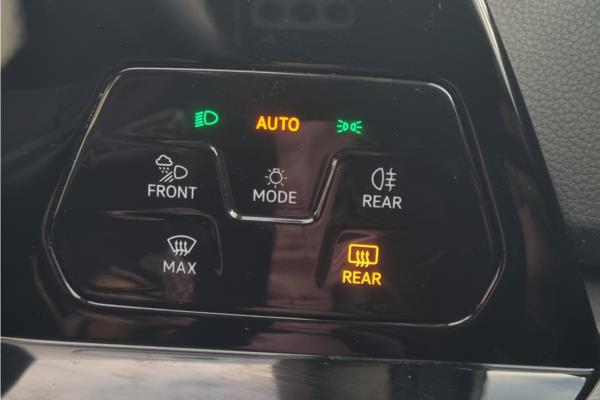 Non Franchise 2020 Volkswagen Golf 1.5 TSI Style Hatchback 5dr Petrol Manual Euro 6 (s/s) (130 ps) - Fabic - Cloth, photo 21