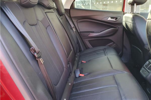 2020 Vauxhall Grandland X 1.6 13.2kWh Business Edition Nav Premium SUV 5dr Petrol Plug-in Hybrid Auto 4WD Euro 6 (s/s) Hybrid4 (300 ps) - Leather, photo 13