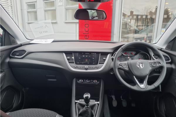 2018 Vauxhall Grandland X 1.2 Turbo Sport Nav Euro 6 (s/s) 5dr - Berson Black, photo 9