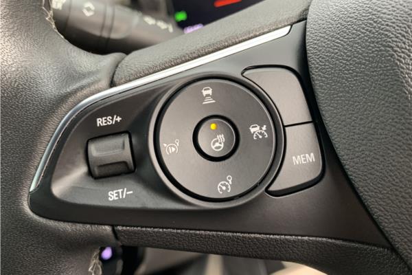 2021 Vauxhall Mokka 1.2 Turbo SRi Nav Premium SUV 5dr Petrol Manual Euro 6 (s/s) (100 ps) - Red Black Fabrc, photo 18