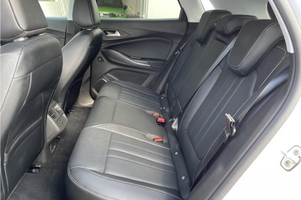 2020 Vauxhall Grandland X 1.6 13.2kWh Ultimate Nav SUV 5dr Petrol Plug-in Hybrid Auto 4WD Euro 6 (s/s) Hybrid4 (300 ps) - Leather, photo 13