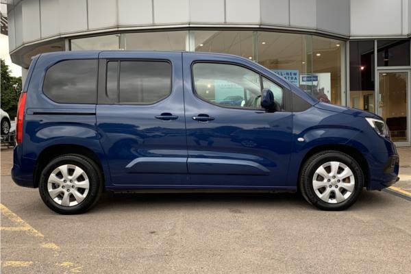2021 Vauxhall Combo Life 1.2 Turbo SE MPV 5dr Petrol Auto Euro 6 (s/s) (130 ps) - Cloth, photo 9