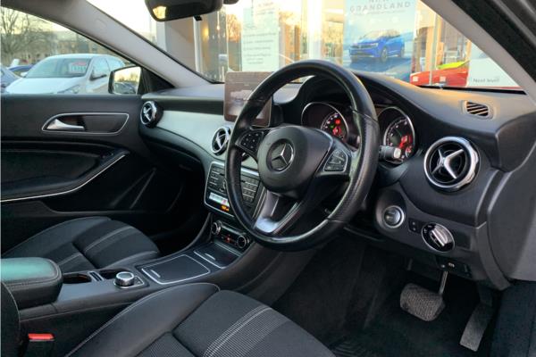 Non Franchise 2019 Mercedes-Benz GLA Class 1.6 GLA180 Urban Edition SUV 5dr Petrol 7G-DCT Euro 6 (s/s) (122 ps) - Mixed Leather - Fabric/Cloth, photo 12