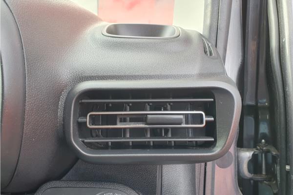 2020 Vauxhall Combo Life 1.5 Turbo D Elite MPV 5dr Diesel Auto Euro 6 (s/s) (7 Seat) (130 ps) - Cloth, photo 39