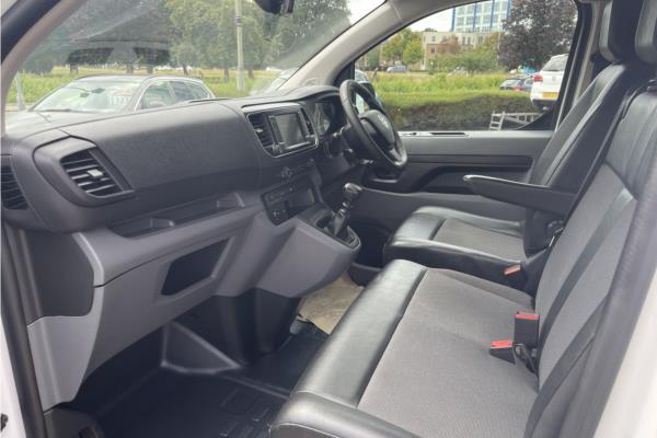 2020 Vauxhall Vivaro 1.5 Turbo D 2900 Dynamic Panel Van 6dr Diesel Manual L2 Euro 6 (s/s) (100 ps) - Cloth, photo 15