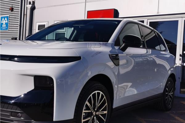 Leapmotor B10 5Dr 160kW 70kWh AU - Light Grey Lth, photo 39