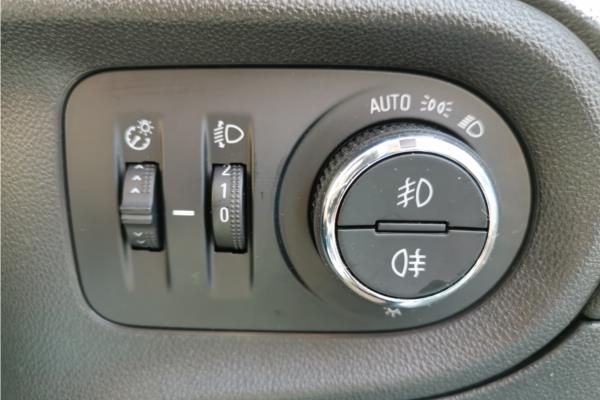 2021 Vauxhall Grandland X 1.2 Turbo SRi Nav SUV 5dr Petrol Auto Euro 6 (s/s) (130 ps) - Cloth/Leather, photo 21
