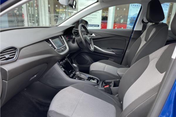 2018 Vauxhall Grandland X 1.2 Turbo SE SUV 5dr Petrol Auto Euro 6 (s/s) (130 ps) - Cloth, photo 15