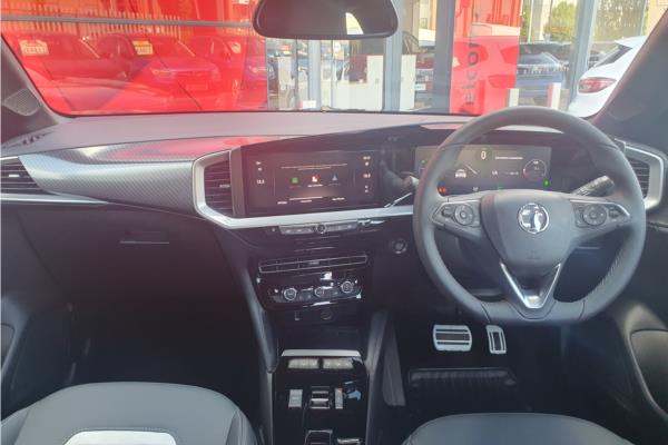 2024 Vauxhall Mokka-e 50kWh Ultimate SUV 5dr Electric Auto (136 ps) - Black Alcantara, photo 9