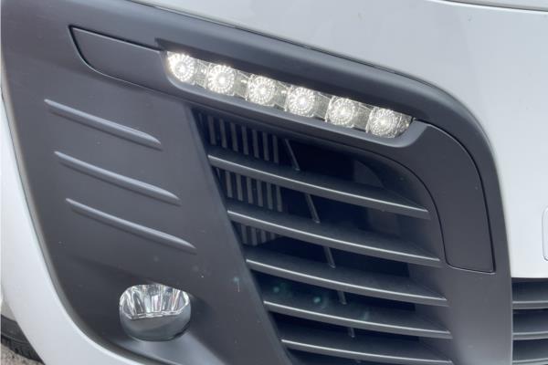 2022 Vauxhall Vivaro 2.0 Turbo D 3100 Elite Crew Van 5dr Diesel Manual Euro 6 (s/s) (145 ps) - Cloth, photo 36