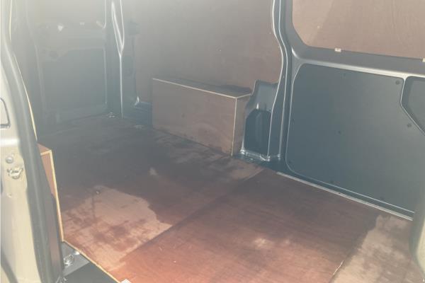 2020 VAUXHALL VIVARO - Cloth, photo 12