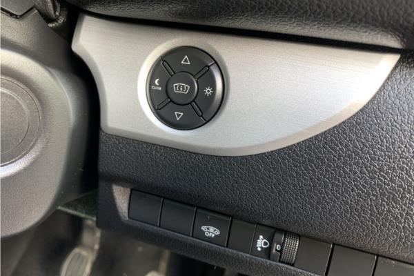 2021 Vauxhall Vivaro Life 2.0 Turbo D Elite L MPV 5dr Diesel Manual Euro 6 (s/s) (8 Seat) (150 ps) - Leather, photo 21