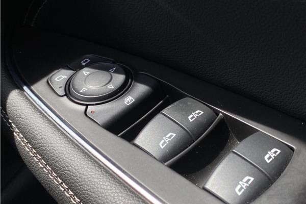 2019 Vauxhall Insignia 2.0 Turbo D BlueInjection Elite Nav Sports Tourer 5dr Diesel Auto Euro 6 (s/s) (170 ps) - Black Siena, photo 22