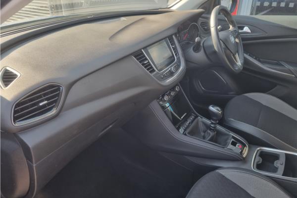 2018 Vauxhall Grandland X 1.2 Turbo Sport Nav SUV 5dr Petrol Manual Euro 6 (s/s) (130 ps) - Cloth, photo 15
