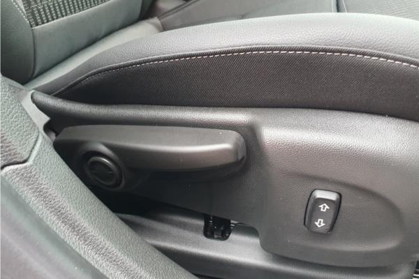 2021 Vauxhall Astra 1.2 Turbo Griffin Edition Hatchback 5dr Petrol Manual Euro 6 (s/s) (145 ps) - Cloth Sienna/Jet Blk, photo 29