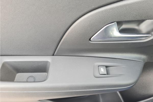 2021 Vauxhall Corsa-e 50kWh SE Nav Premium Hatchback 5dr Electric Auto (7.4Kw Charger) (136 ps) - Cloth, photo 31