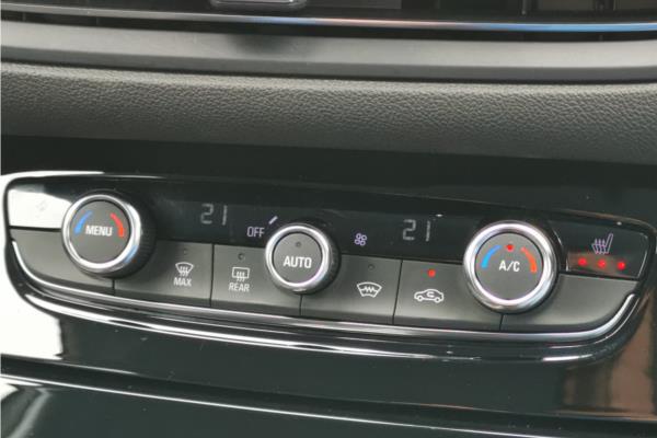 2024 Vauxhall Grandland 1.2 MHEV Ultimate SUV 5dr Petrol Hybrid e-DCT Euro 6 (s/s) (136 ps) - Black Alcantara, photo 16