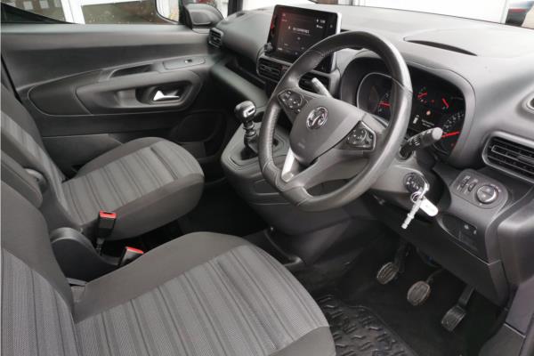 2021 Vauxhall Combo Life 1.5 Turbo D SE MPV 5dr Diesel Manual Euro 6 (s/s) (7 Seat) (100 ps) - Cloth, photo 12