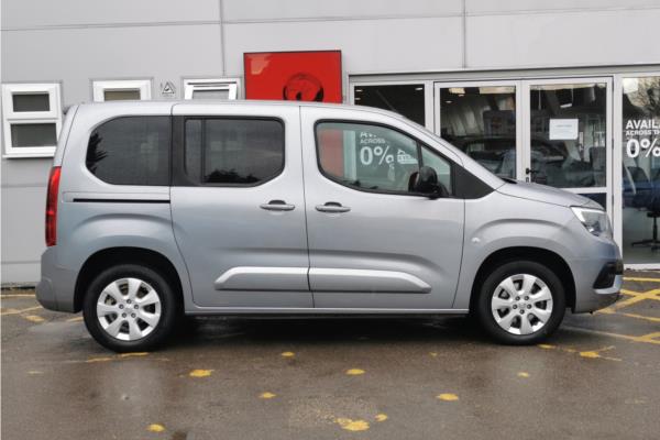 2022 Vauxhall Combo Life 1.5 Turbo D SE MPV 5dr Diesel Manual 6Spd Euro 6 (s/s) (100 ps) - Cloth, photo 9
