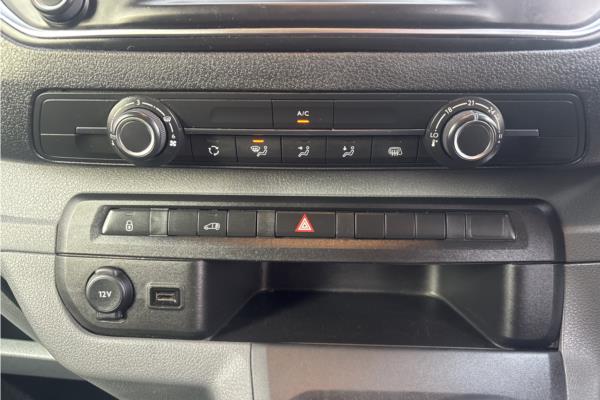 2022 Vauxhall Vivaro 2.0 Turbo D 3100 Sportive Panel Van 5dr Diesel Manual L2 H1 Euro 6 (s/s) (145 ps) - Cloth, photo 15