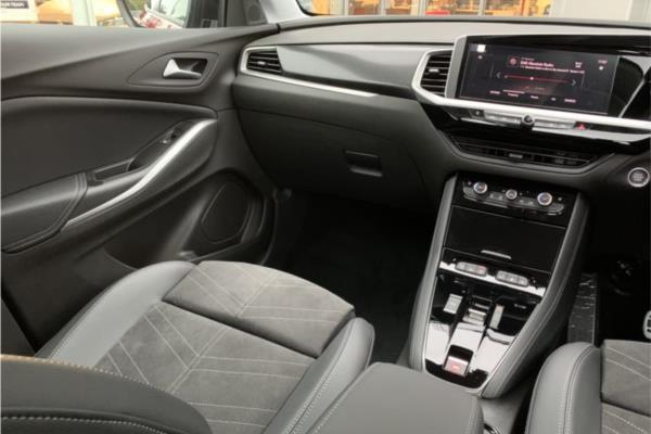 2023 Vauxhall Grandland 1.2 Turbo Ultimate SUV 5dr Petrol Auto Euro 6 (s/s) (130 ps) - Black Alcantara, photo 42