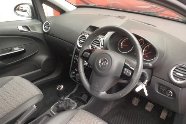 2013 VAUXHALL CORSA 1.4 SE 5dr-sequence-11