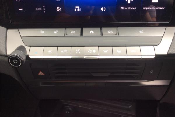 2022 Vauxhall Astra - Cloth Sienna/Jet Blk, photo 15