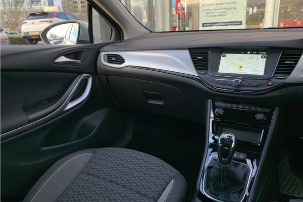 2020 Vauxhall Astra 1.2 Turbo SRi VX Line Nav Hatchback 5dr Petrol Manual Euro 6 (s/s) (145 ps) - Formula, photo 23