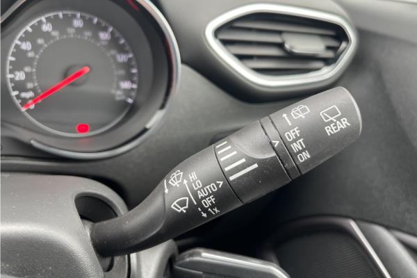 2019 Vauxhall Crossland X 1.2 Turbo GPF Elite Nav SUV 5dr Petrol Auto Euro 6 (s/s) (110 ps) - Cloth, photo 28