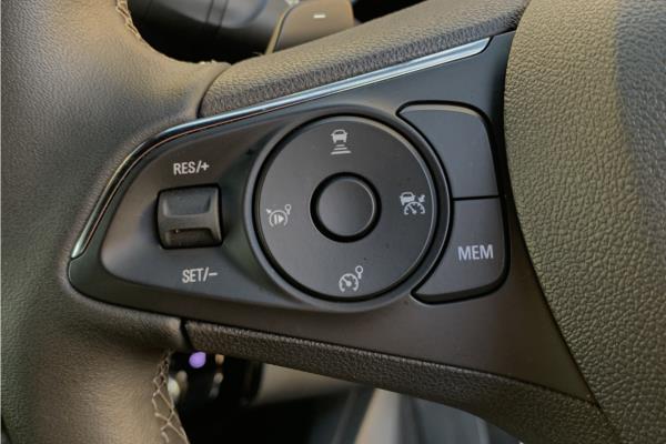 2021 Vauxhall Mokka 1.2 Turbo SRi Nav Premium SUV 5dr Petrol Auto Euro 6 (s/s) (130 ps) - Cloth, photo 18