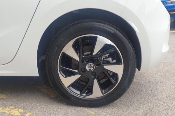 2024 Vauxhall Corsa-e 50kWh Design Hatchback 5dr Electric Auto (136 ps) - Fresez Marvel, photo 20