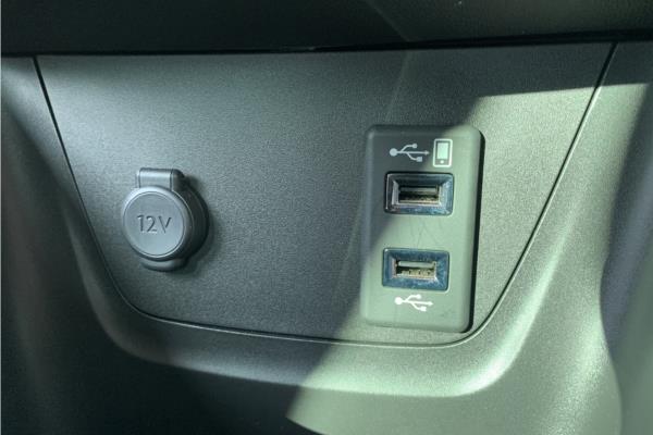 2019 Vauxhall Crossland X 1.2 Turbo Elite Nav SUV 5dr Petrol Auto Euro 6 (s/s) (130 ps) - Cloth, photo 24
