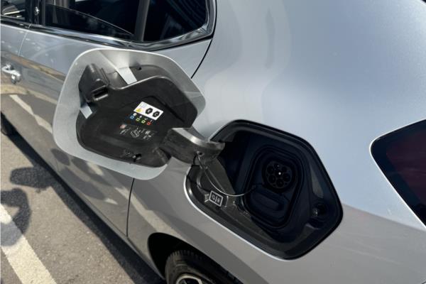 2024 Vauxhall Corsa-e 50kWh Elite Premium Hatchback 5dr Electric Auto (136 ps) - Captain Blue/Mistral Cloth/Leather effect, photo 35