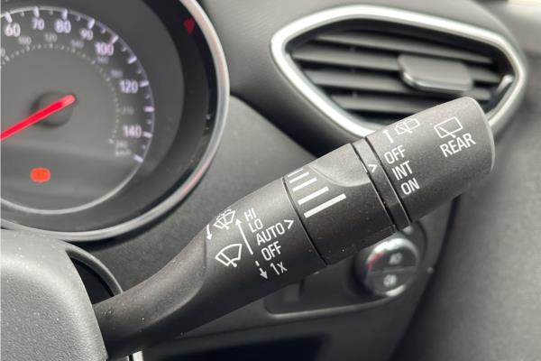 2022 Vauxhall Crossland 1.2 Turbo Ultimate SUV 5dr Petrol Auto Euro 6 (s/s) (130 ps) - Cloth, photo 28