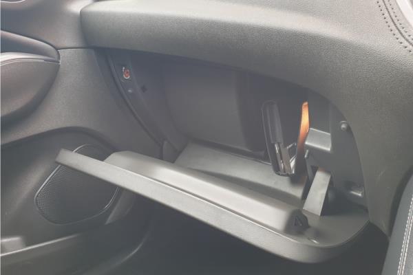 2020 Vauxhall Grandland X 1.2 Turbo SRi Nav SUV 5dr Petrol Auto Euro 6 (s/s) (130 ps) - Cloth, photo 26