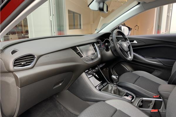 2019 Vauxhall Grandland X 1.2 Turbo SRi Nav SUV 5dr Petrol Manual Euro 6 (s/s) (130 ps) - Cloth, photo 15