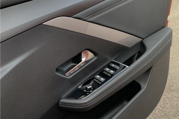 2024 VAUXHALL ASTRA - Jet Black Greta, photo 46