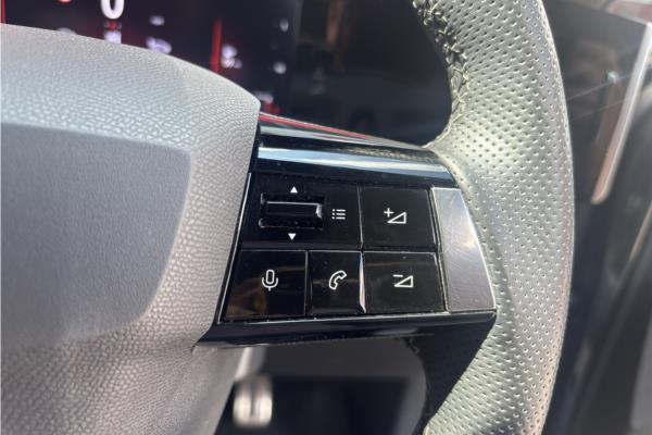 2022 Vauxhall Astra 1.2 Turbo GS Line Hatchback 5dr Petrol Manual Euro 6 (s/s) (130 ps) - Cloth Sienna/Jet Blk, photo 19