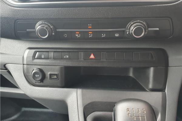 2019 Vauxhall Vivaro 1.5 Turbo D 2900 Dynamic Panel Van 6dr Diesel Manual L2 Euro 6 (s/s) (100 ps) - Cloth, photo 15