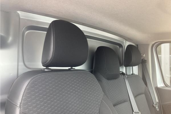 2018 VAUXHALL VIVARO - Cloth, photo 12