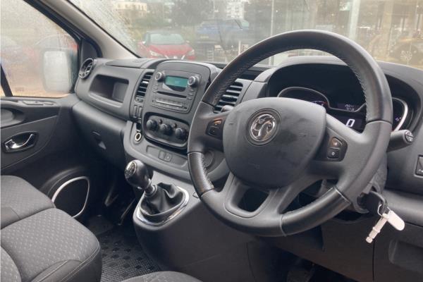 2018 VAUXHALL VIVARO - Cloth, photo 12