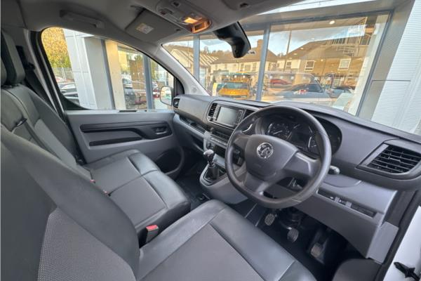 2020 Vauxhall Vivaro 1.5 Turbo D 2900 Sportive Panel Van 5dr Diesel Manual L2 H1 Euro 6 (s/s) (100 ps) - Cloth, photo 12