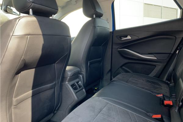 2022 Vauxhall Grandland 1.2 Turbo Ultimate SUV 5dr Petrol Auto Euro 6 (s/s) (130 ps) - Black Alcantara, photo 44