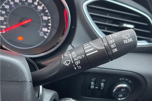 2019 Vauxhall Grandland X 1.2 Turbo Elite Nav SUV 5dr Petrol Manual 8Spd Euro 6 (s/s) (130 ps) - Leather, photo 28